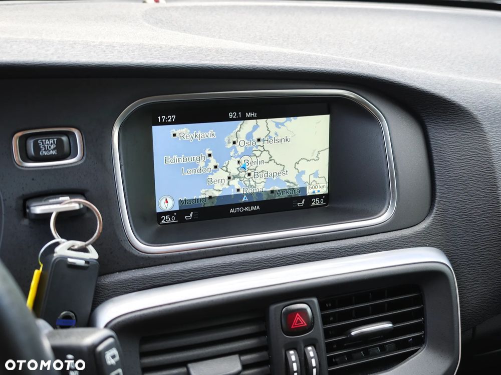 Volvo V40 D2 Linje You - 28