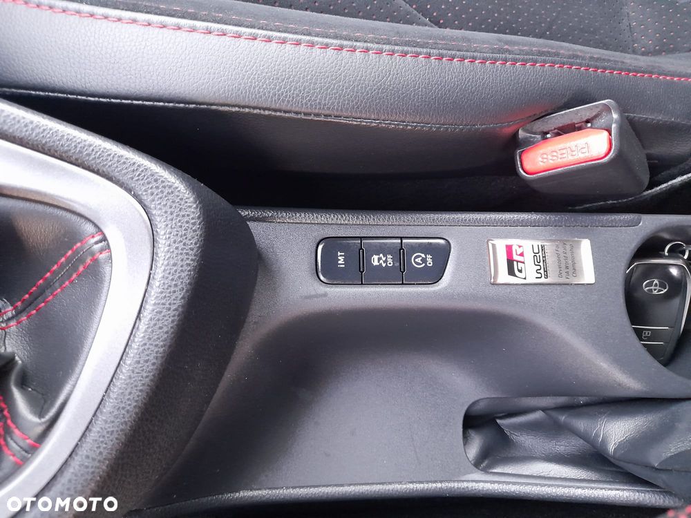 Toyota GR Yaris 1.6 Dynamic - 32