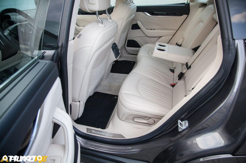 Maserati Levante Q4 GranLusso - 25
