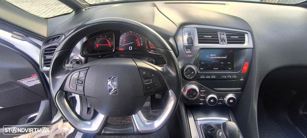 Citroën DS5 2.0 HDi So Chic 125g - 14