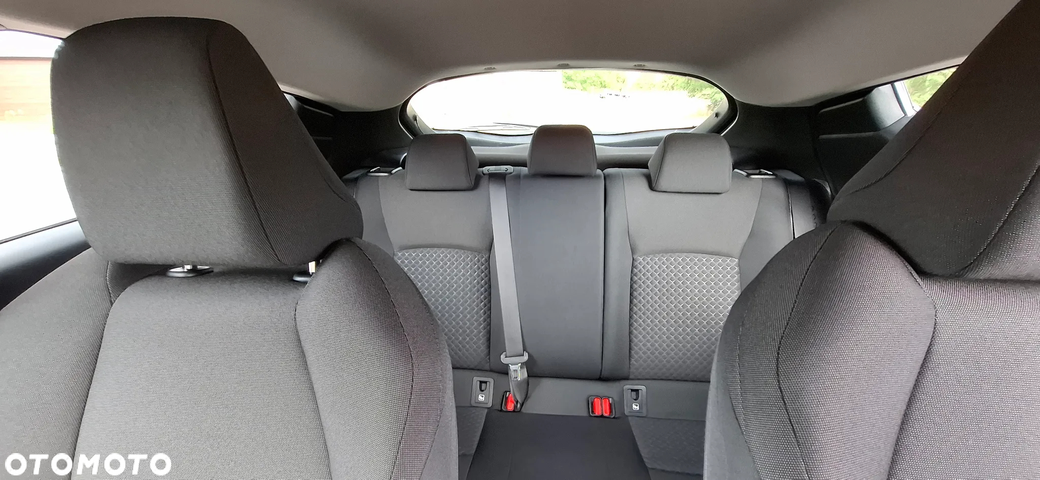 Toyota C-HR 1.8 Hybrid Comfort - 13