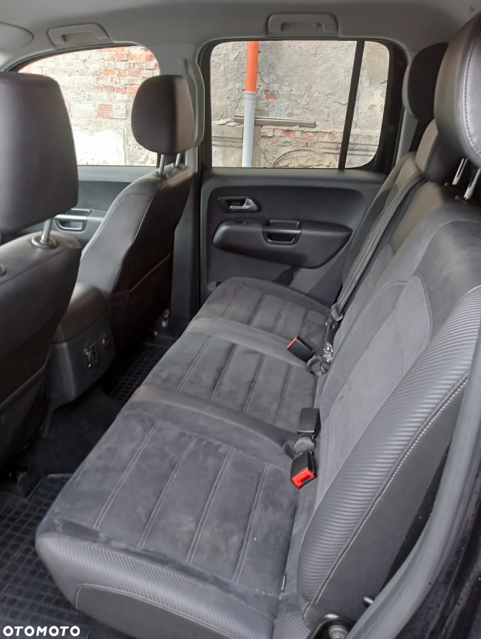 Volkswagen Amarok 3.0 V6 TDI 4Mot Highline - 27
