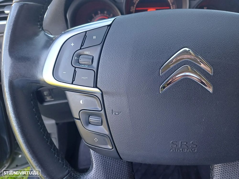 Citroën C4 1.6 HDi Exclusive - 22