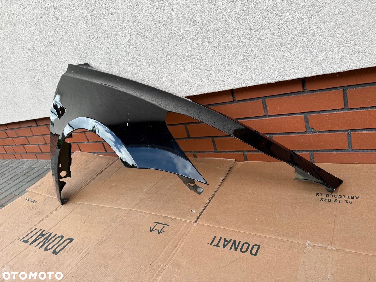 Tesla model 3 2016-2024 blotnik prawy przod ladny oryginal czarny demontaz - 5
