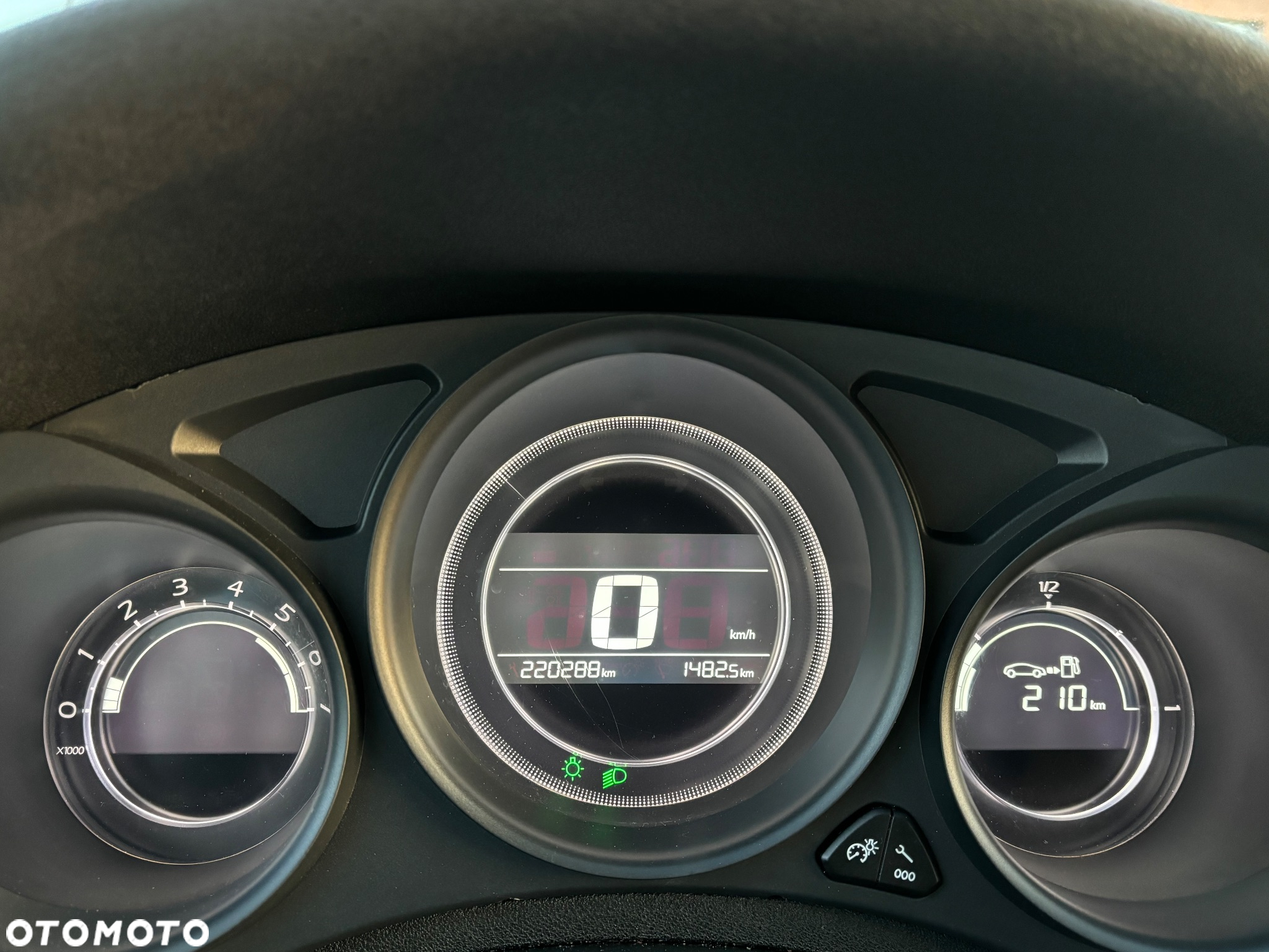 Citroën C4 BlueHDi 100 Selection - 9
