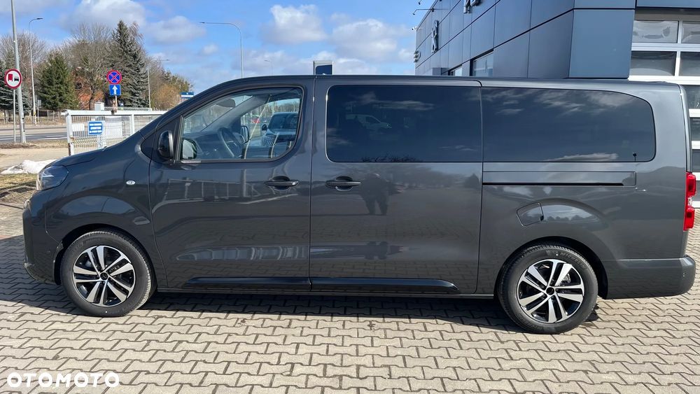 Peugeot Traveller 2.2 BlueHDi Long Business VIP EAT8 - 3