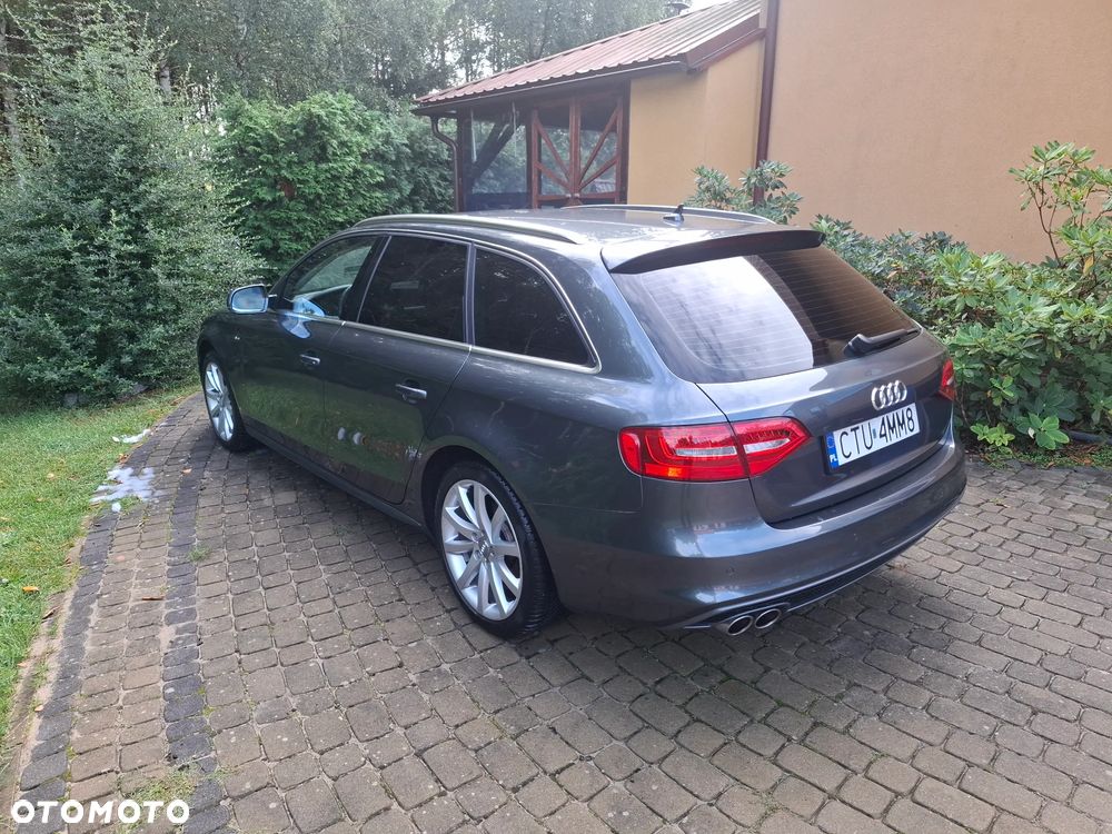 Audi A4 - 5