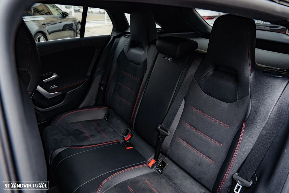 Mercedes-Benz CLA 180 - 14