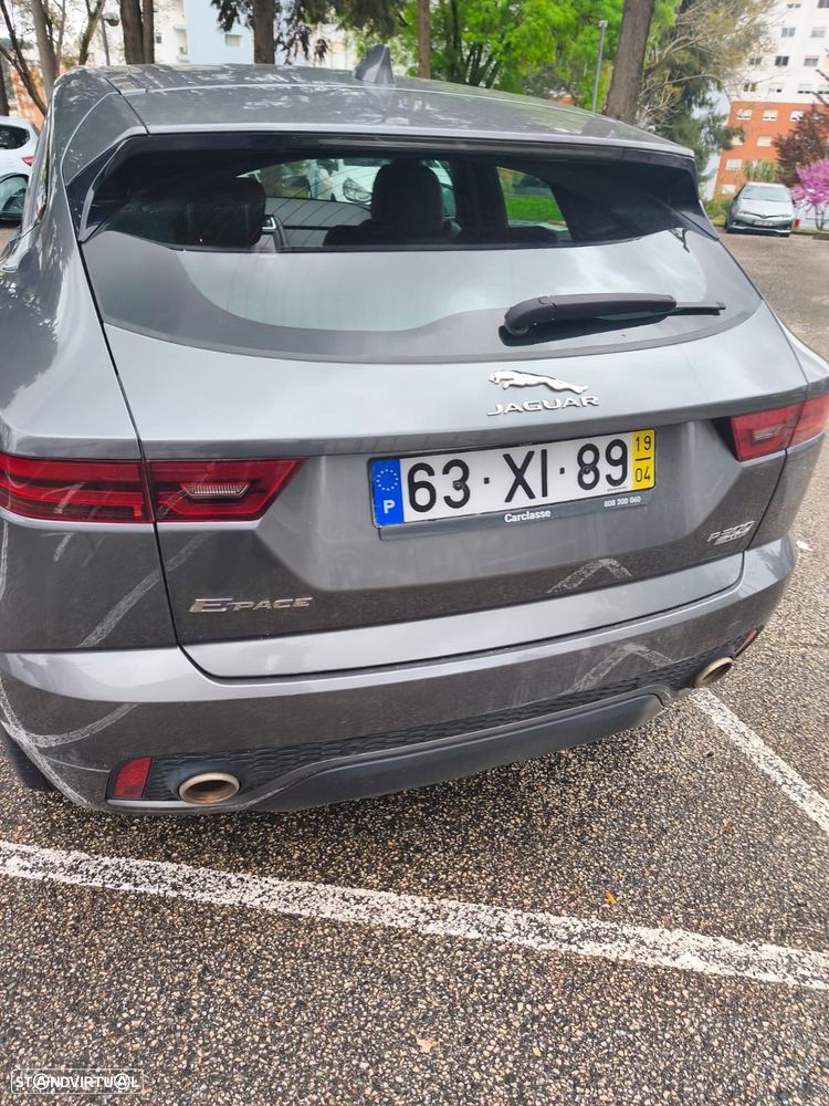 Jaguar E-Pace - 3