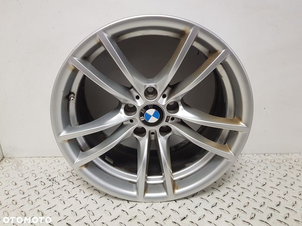 ŁADNA ORYGINALNA FELGA ALUMINIOWA ALUFELGA BMW M2 M3 M4 9.0 18 5X120 ET29 CZUJNIK CISNIENIA 2284906 - 2