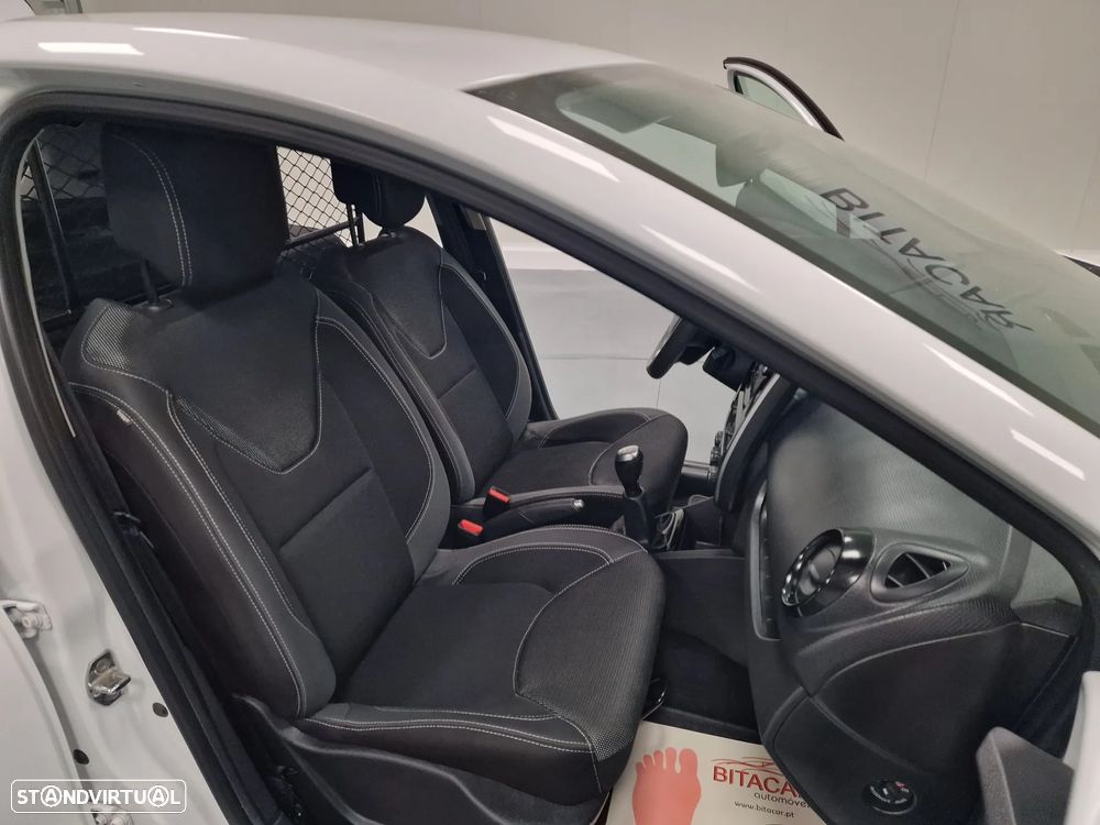 Renault CLIO SOCIETE 1.5 DCI 90CV INTENS GPS IVA DEDUTIVEL - 42