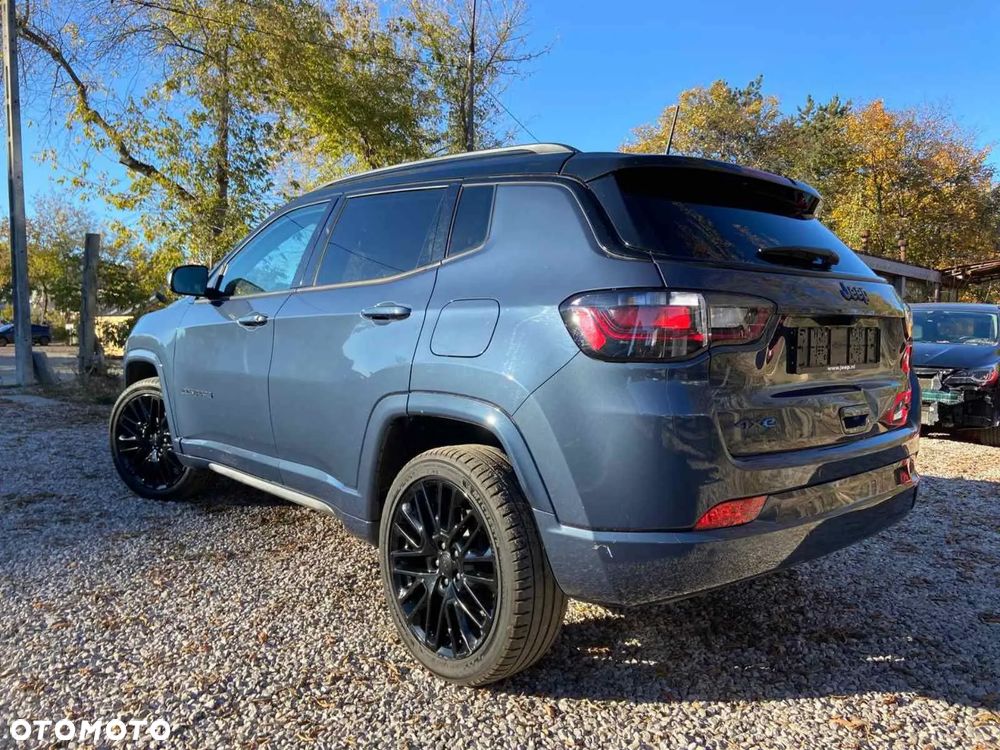 Jeep Compass 1.3 T-GDI 4xe PLUG-IN HYBRID Automatik Limited - 3