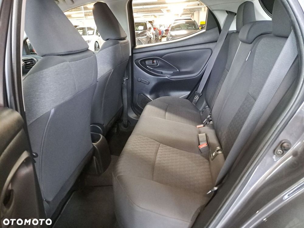 Toyota Yaris 1.5 Comfort - 13