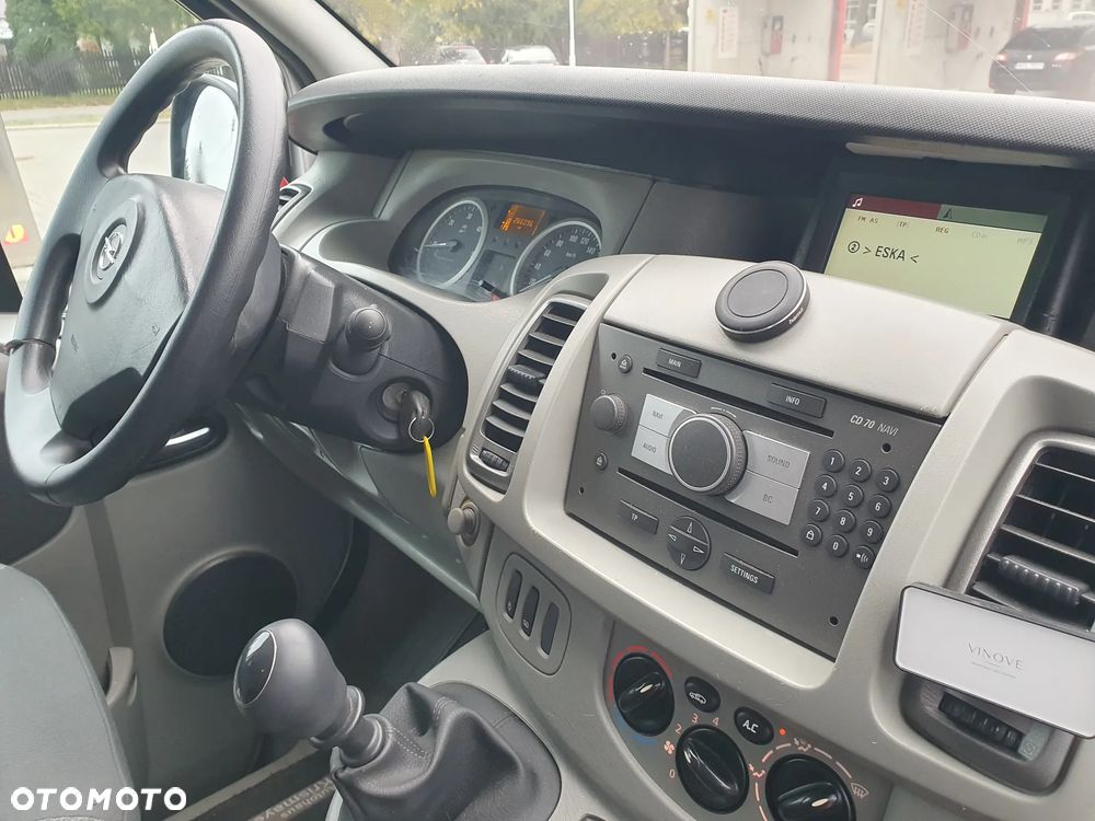Opel Vivaro - 13