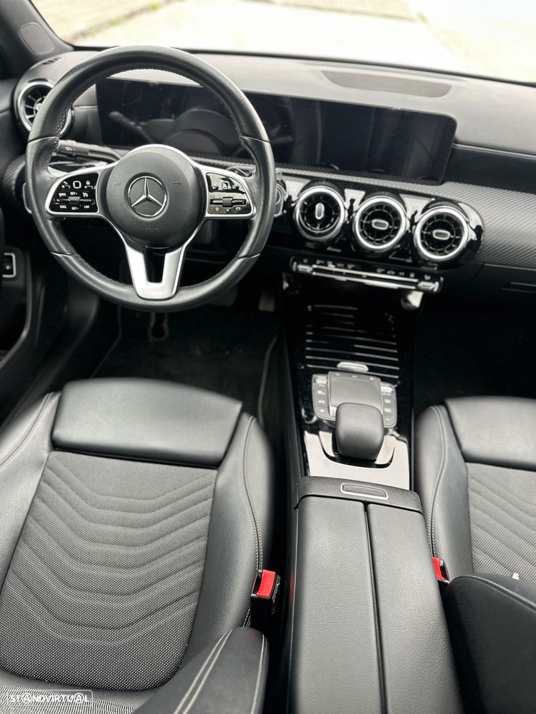 Mercedes-Benz A 250 Limousine e Style Plus - 14