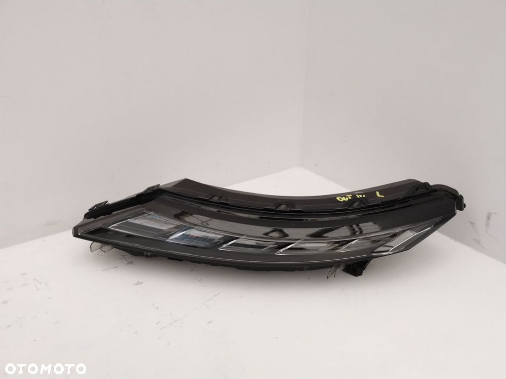 MITSUBISHI OUTLANDER IV 21- USA LAMPA REFLEKTOR KIERUNKOWZKAZ LEWA 8310A043 - 1