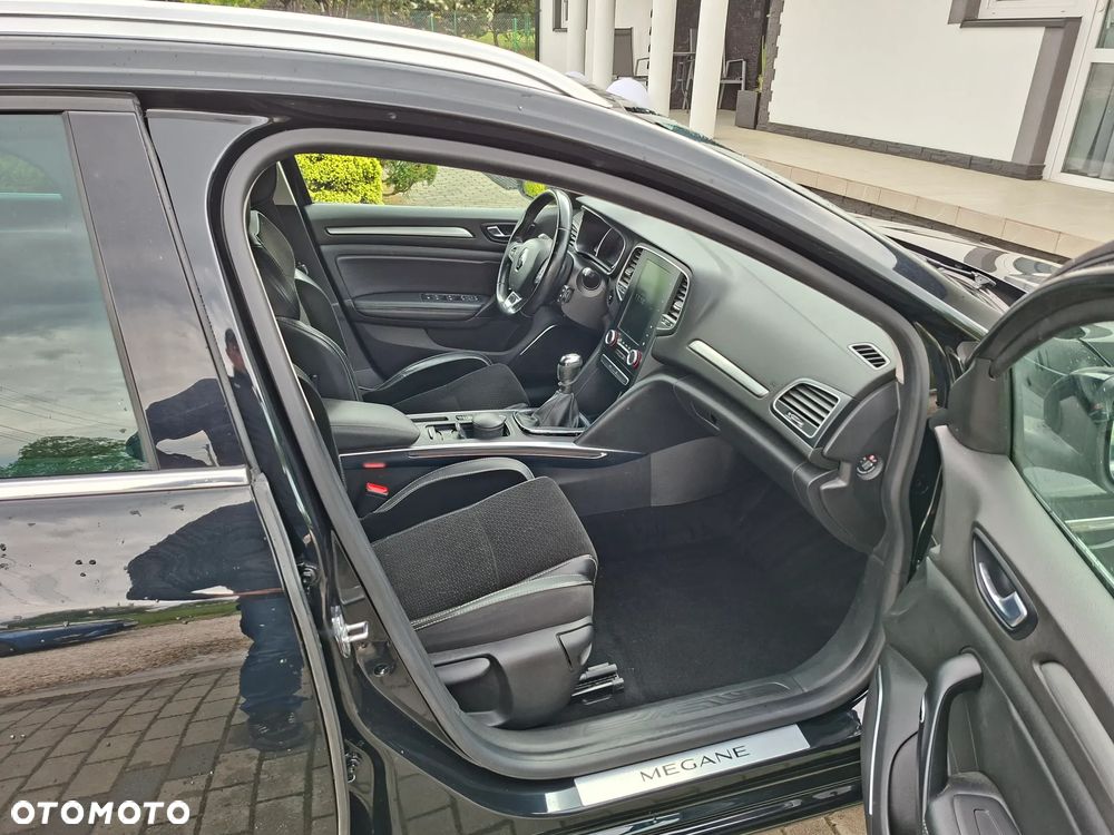 Renault Megane 1.5 dCi Energy Limited EU6 - 11