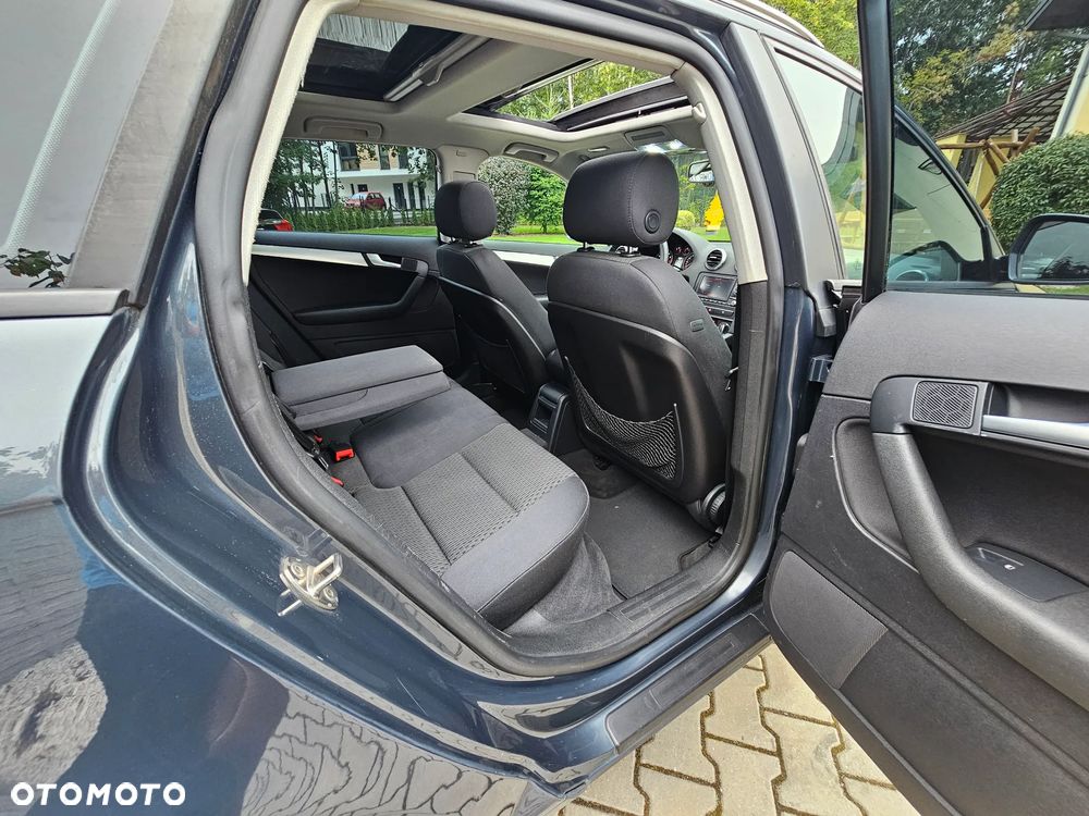 Audi A3 Sportback 1.8 TFSI Quattro Attraction - 8