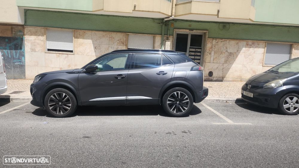 Peugeot 2008 1.5 BlueHDi GT Pack EAT8 - 4