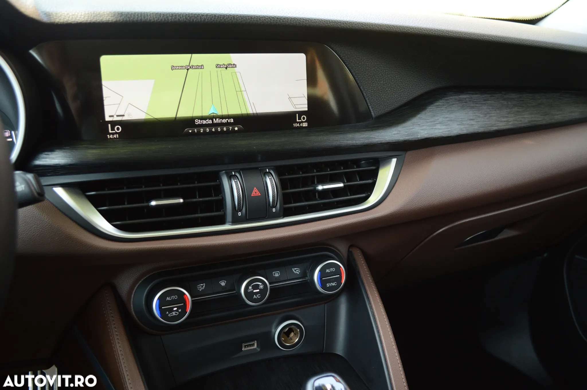 Alfa Romeo Stelvio 2.2 Diesel 16V AT8 Q4 Lusso - 17