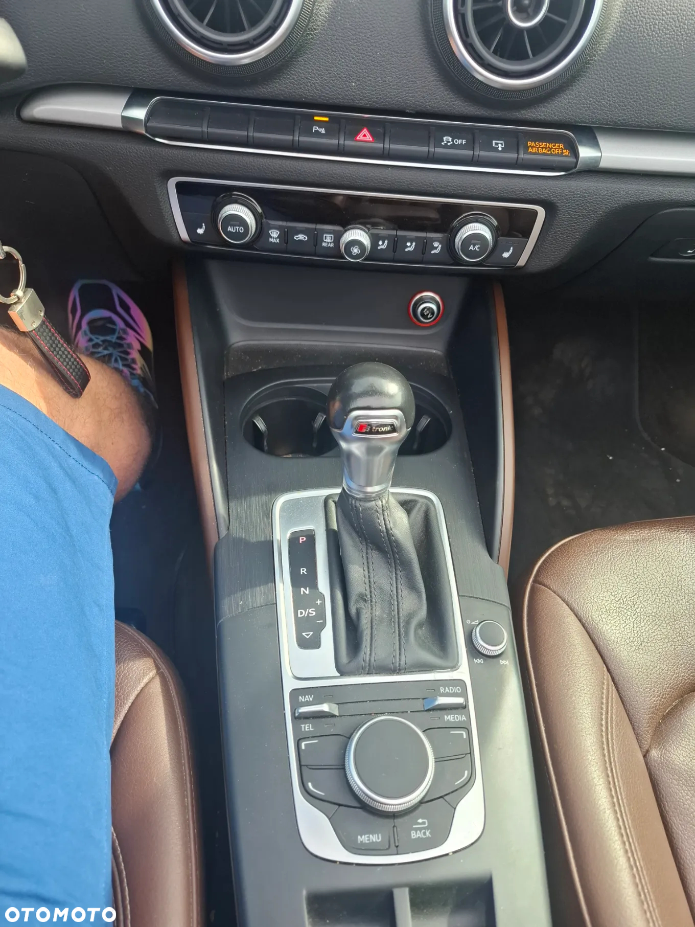 Audi A3 2.0 TFSI Cabrio quattro S tronic design - 11