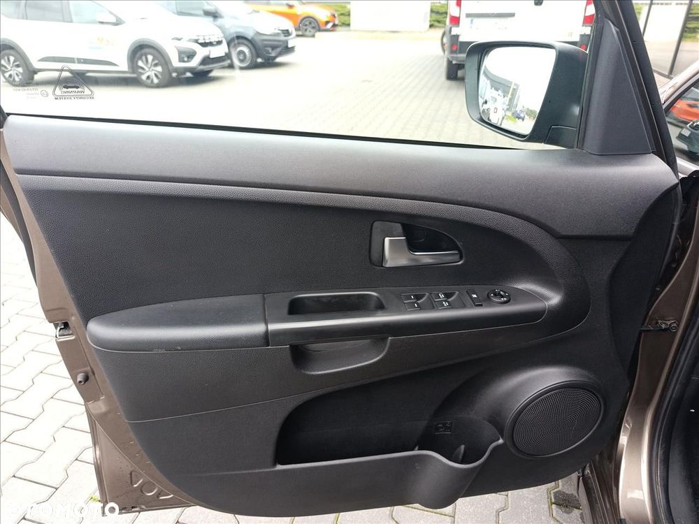 Kia Venga 1.4 CRDi L - 10