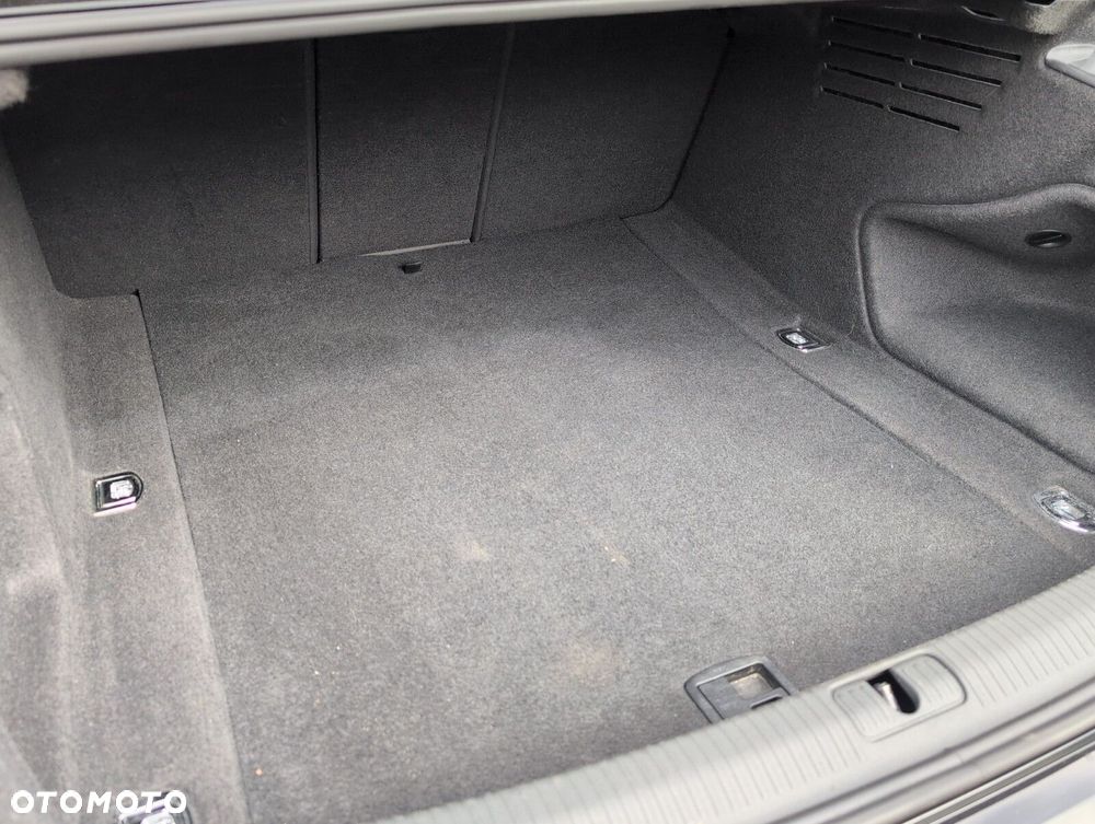 Audi A4 Limousine 35 TFSI mHEV Advanced S tronic - 9