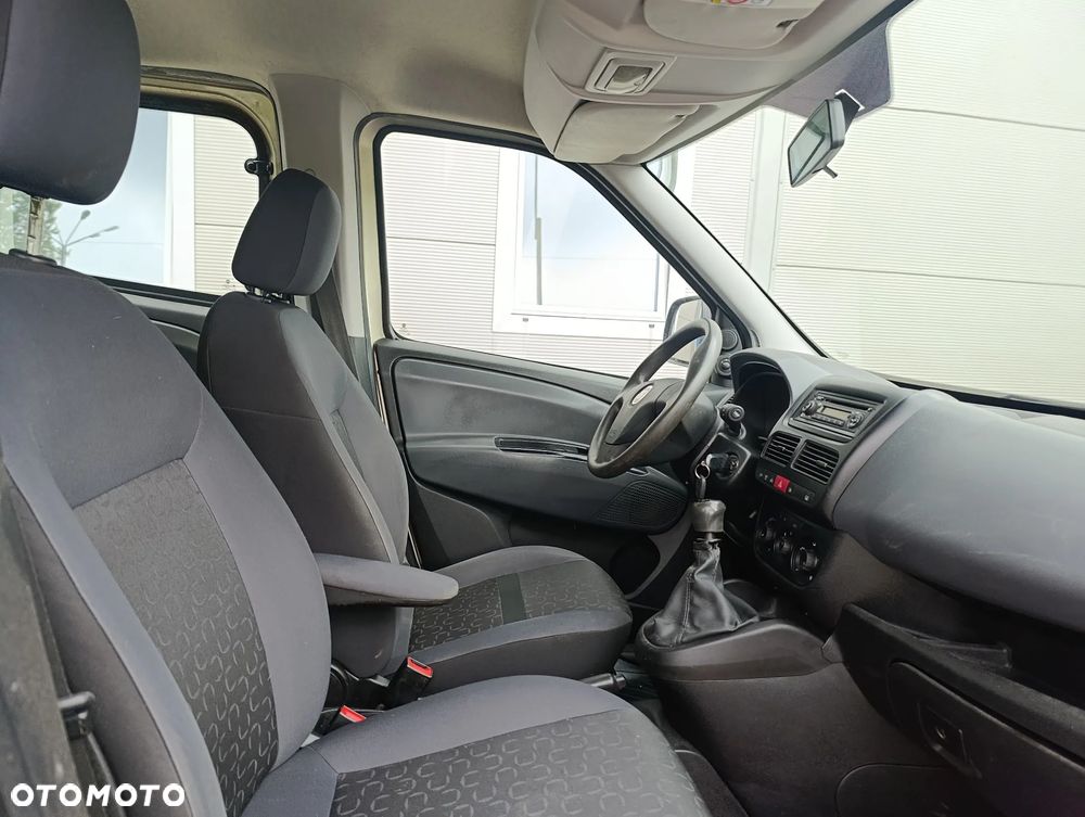 Fiat Doblo 1.4 8V Family - 20