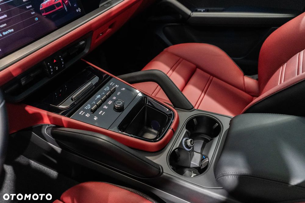 Porsche Cayenne Standard - 20