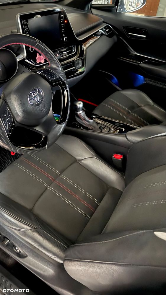 Toyota C-HR - 15