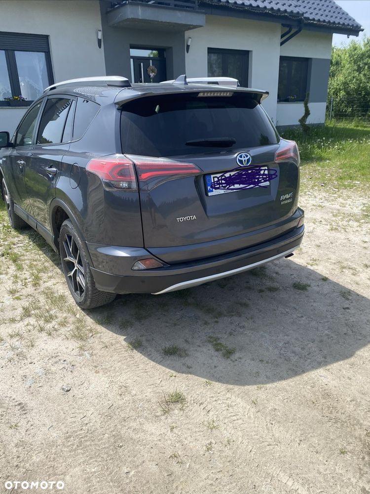 Toyota RAV4 - 4