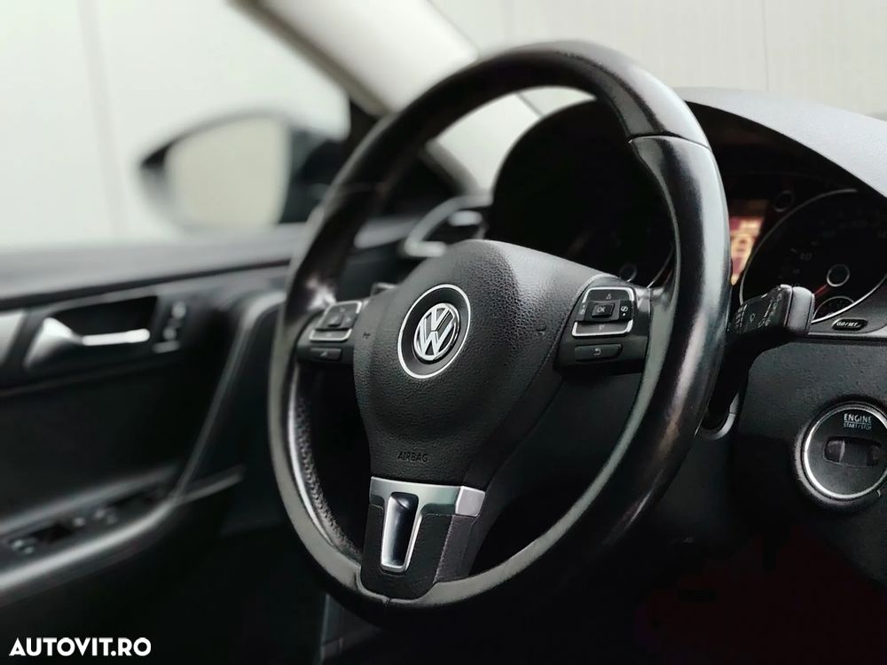 Volkswagen Passat - 23
