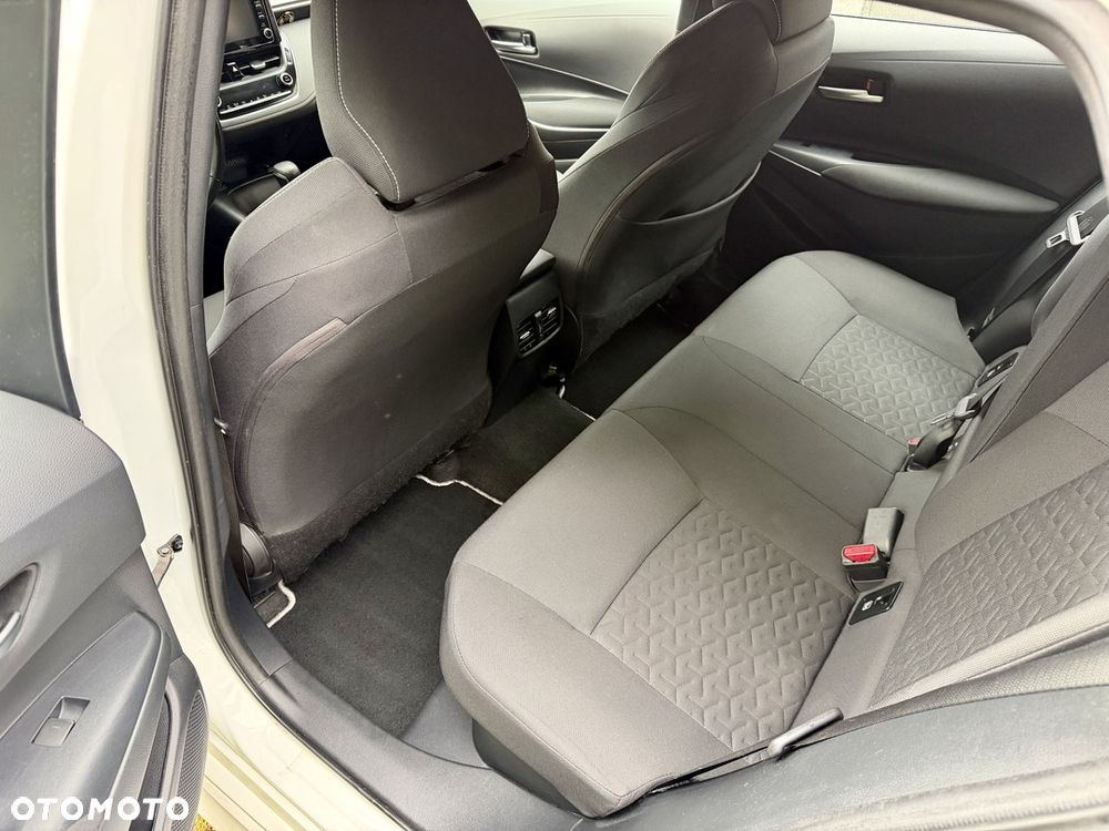 Toyota Corolla 1.8 Hybrid Comfort - 26