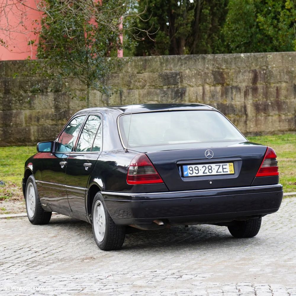 Mercedes-Benz C 200 D Elegance - 25