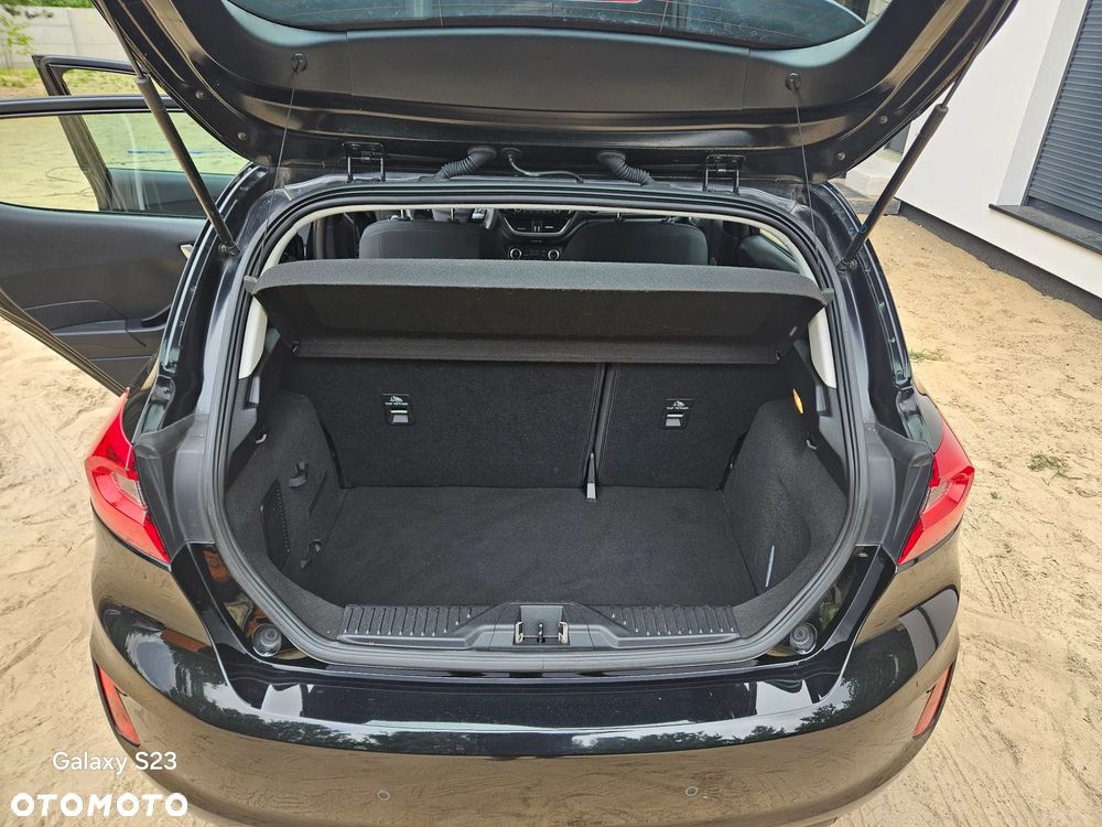 Ford Fiesta 1.1 S&S COOL&CONNECT - 18