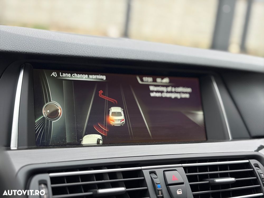 BMW Seria 5 520d Aut. Luxury Line - 15