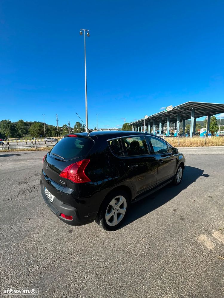 Peugeot 3008 1.6 HDi Executive CMP6 - 3
