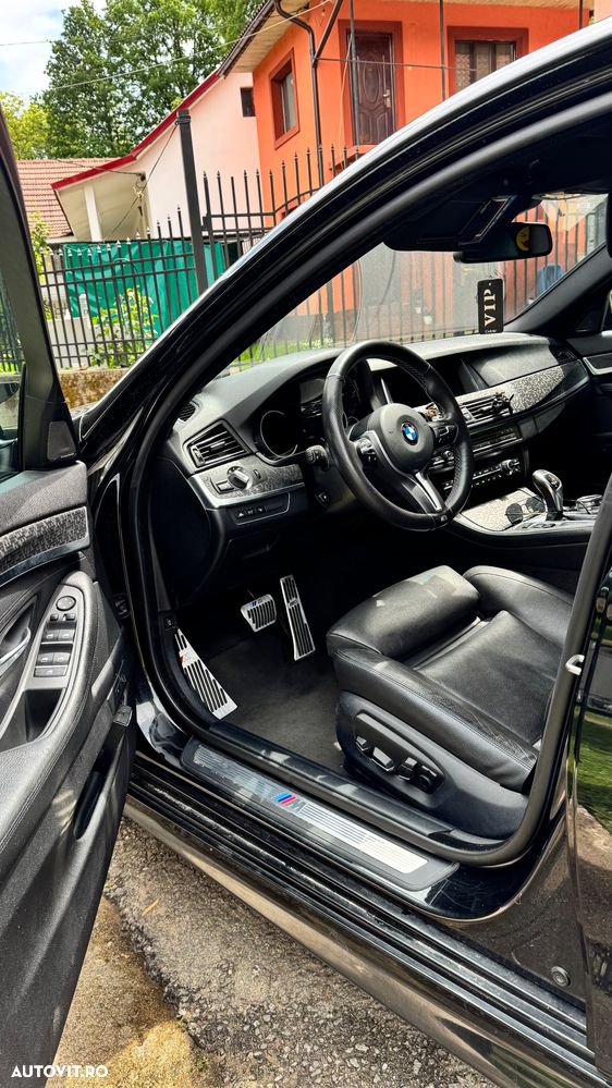 BMW Seria 5 520d xDrive AT - 12