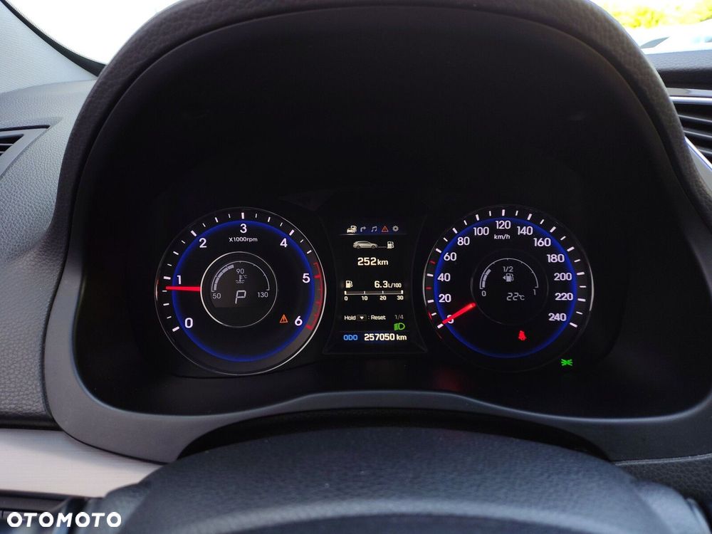 Hyundai i40 - 20
