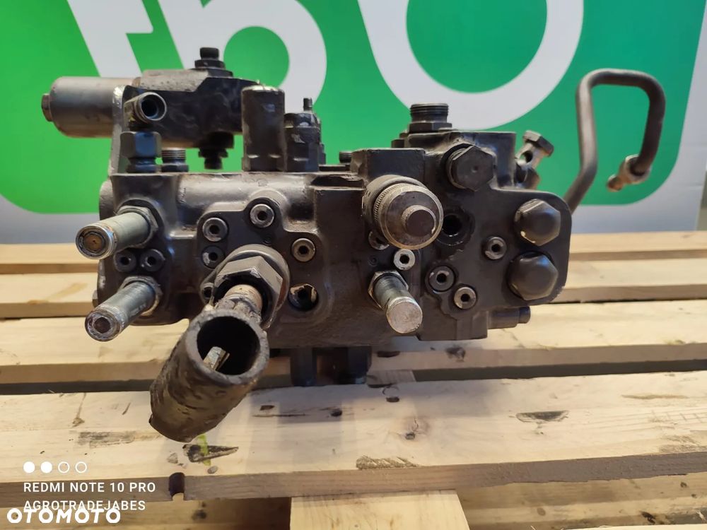 Rozdzielacz hydrauliczny HYDAC 3472395 FENDT 826 VARIO SCR - 2