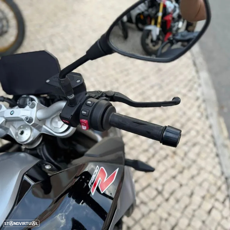 BMW F 900 R - 19