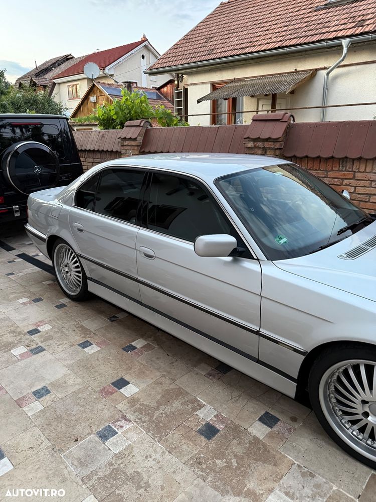 BMW Seria 7 - 6