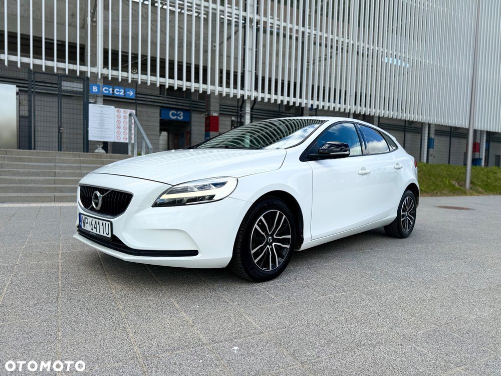 Volvo V40 D2 Drive-E SCR Momentum - 13