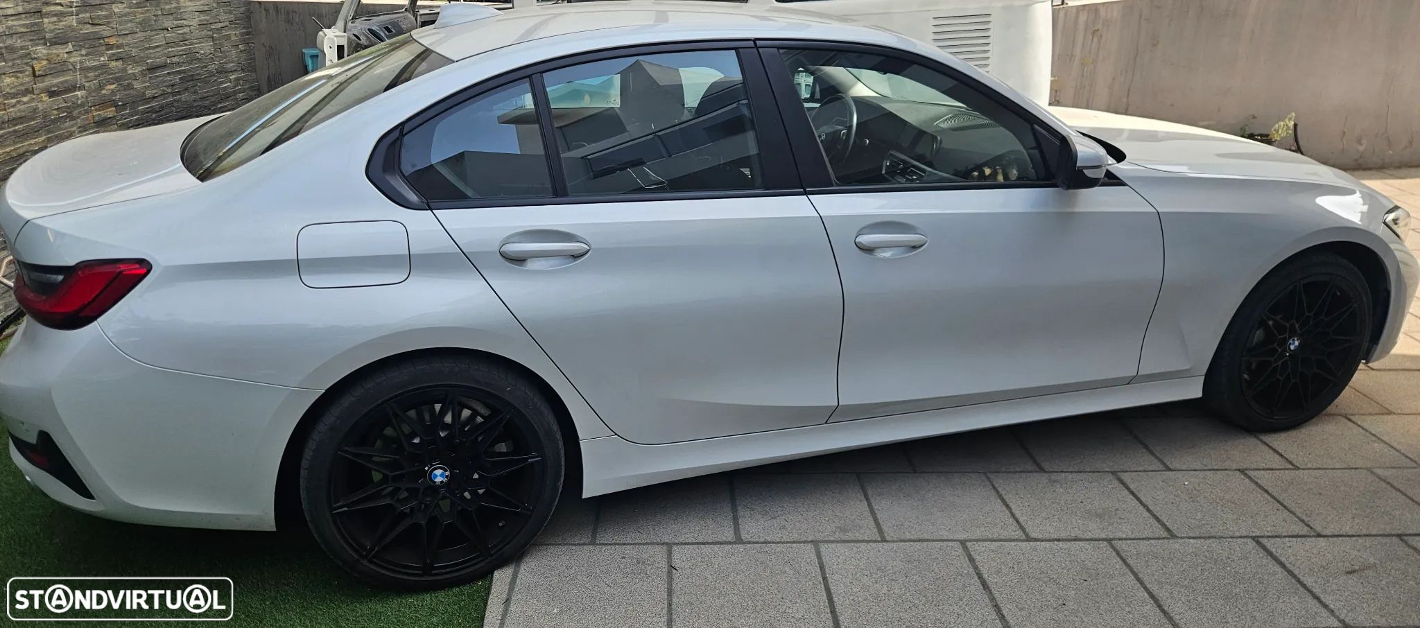 BMW 330 e Auto - 1