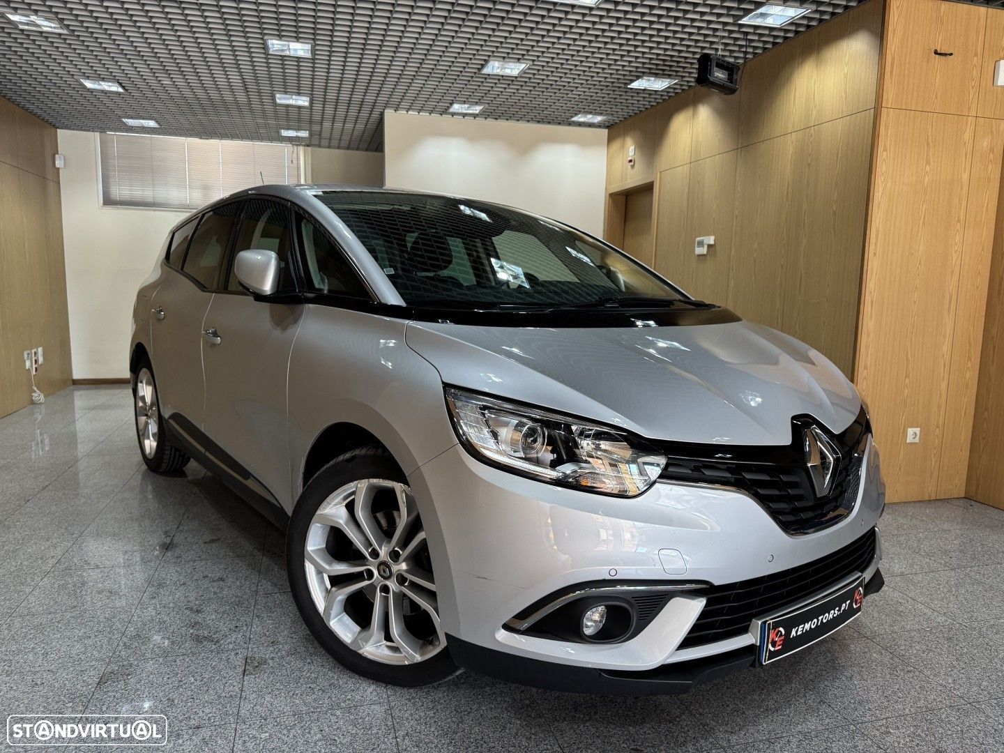 Renault Grand Scénic - 10