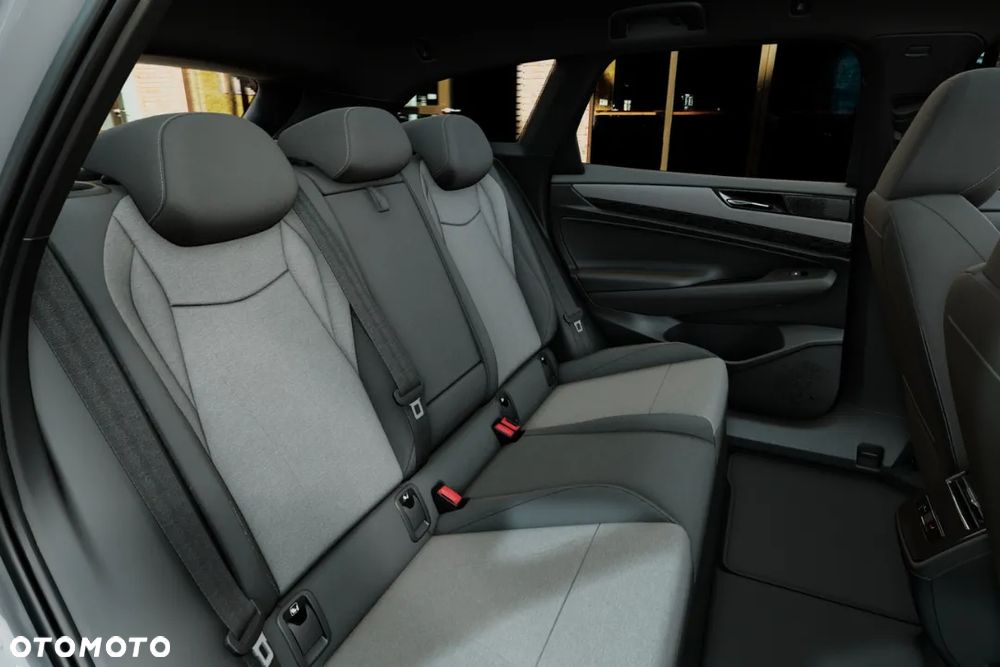 Volkswagen ID.7 Tourer - 12