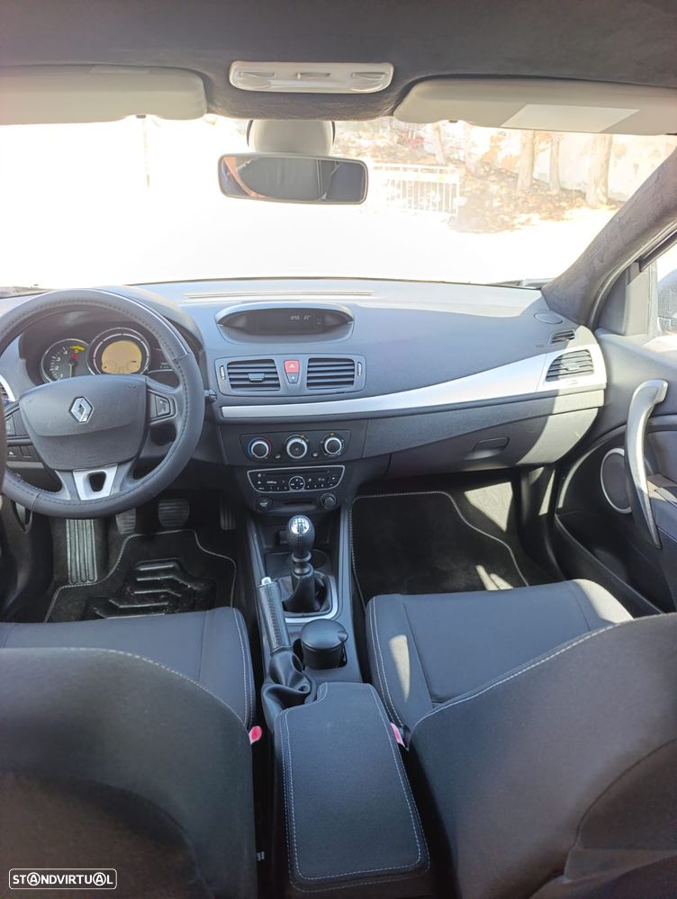 Renault Mégane Sport Tourer 1.5 dCi Dynamique - 6