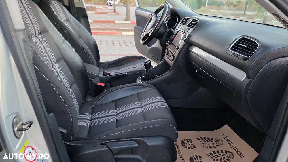 Volkswagen Golf 1.4 TSI MATCH - 8