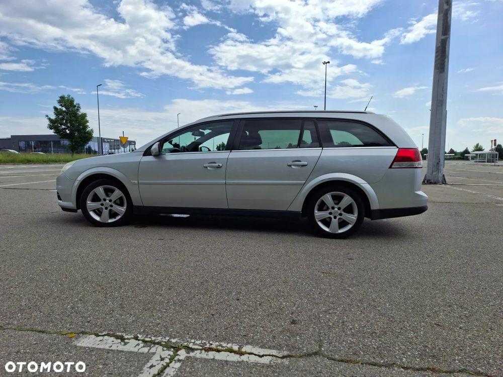 Opel Vectra 1.9 CDTI Cosmo - 5