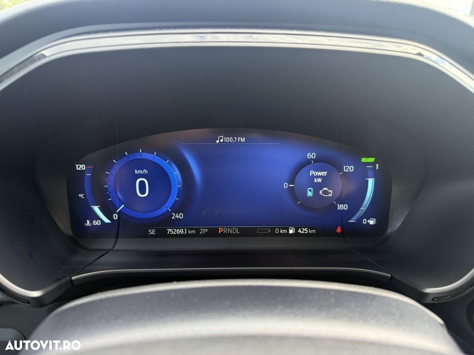 Ford Kuga - 23